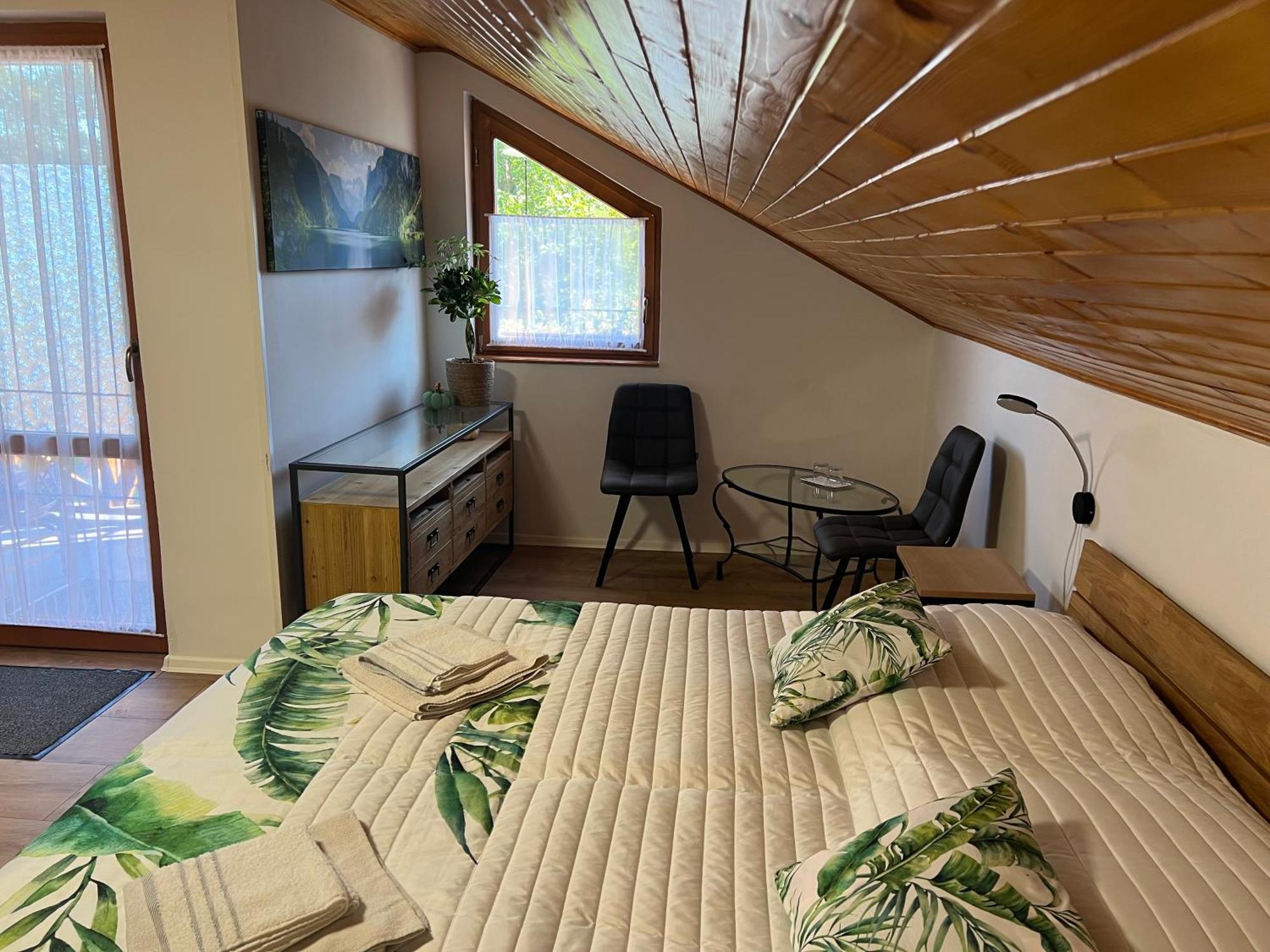 Apartmany Vinné Екстериор снимка