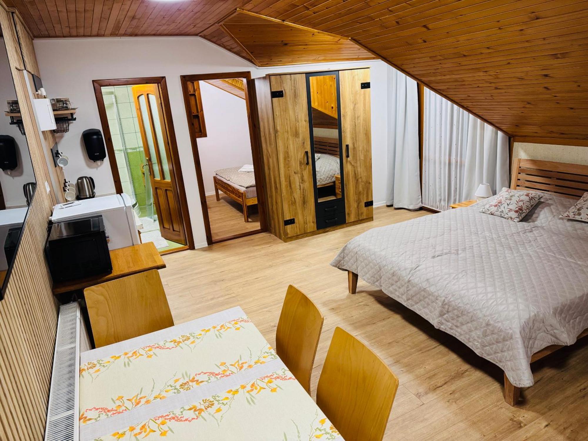Apartmany Vinné Екстериор снимка